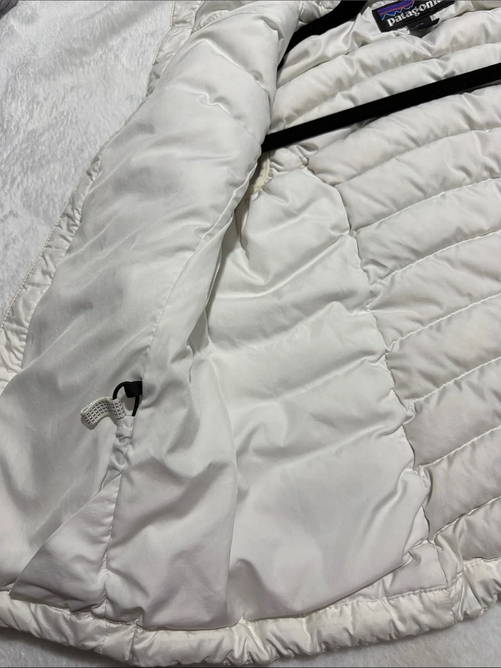 Patagonia Off-White Quilted Down Vest
